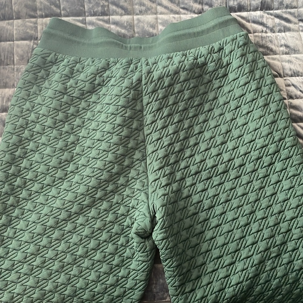 Lou & Grey Teal Quilted Joggers - Picture 8 of 8